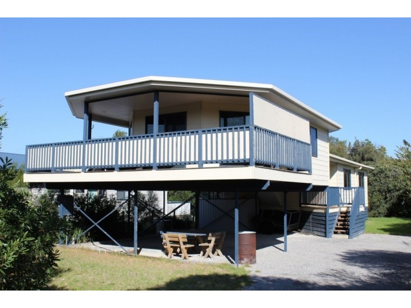 657. LEES ROAD, Venus Bay VIC 3956