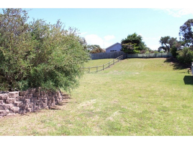 19 MERCURY DRIVE, Venus Bay VIC 3956