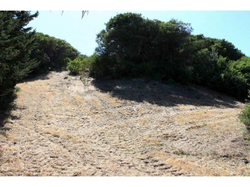 20. ATKINSON AVE, Venus Bay VIC 3956