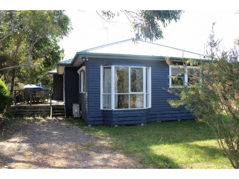 48 SEAVIEW DRIVE, Walkerville VIC 3956