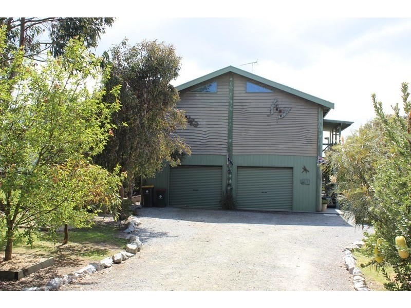 740 LEES ROAD, Venus Bay VIC 3956