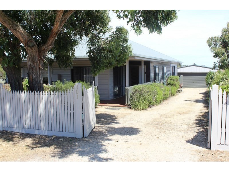 101 GREVILLIA STREET, Walkerville VIC 3956