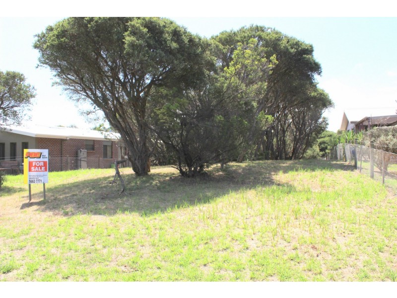 68. CANTERBURY ROAD, Venus Bay VIC 3956