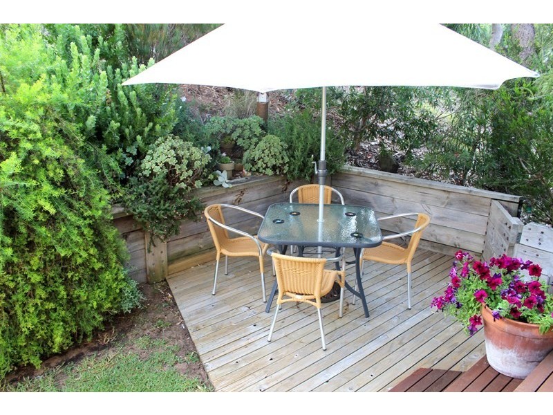 33 ST. IVES CRESCENT, Venus Bay VIC 3956