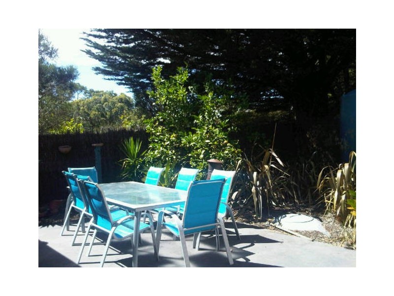 26 GREVILLIA STREET, Walkerville VIC 3956