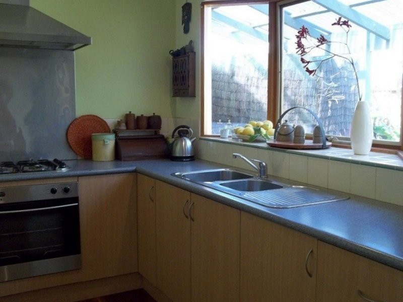 80 GREVILLIA STREET, Walkerville VIC 3956