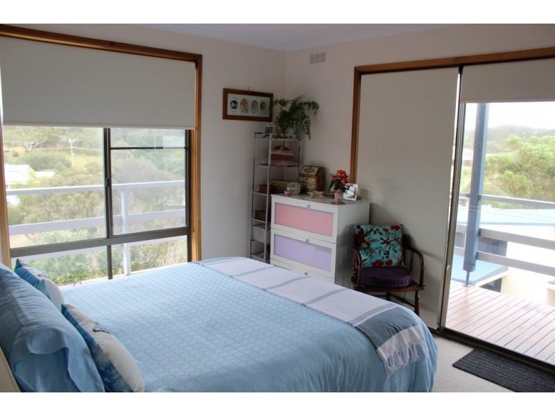 7 CONSTANCE CRESCENT, Venus Bay VIC 3956