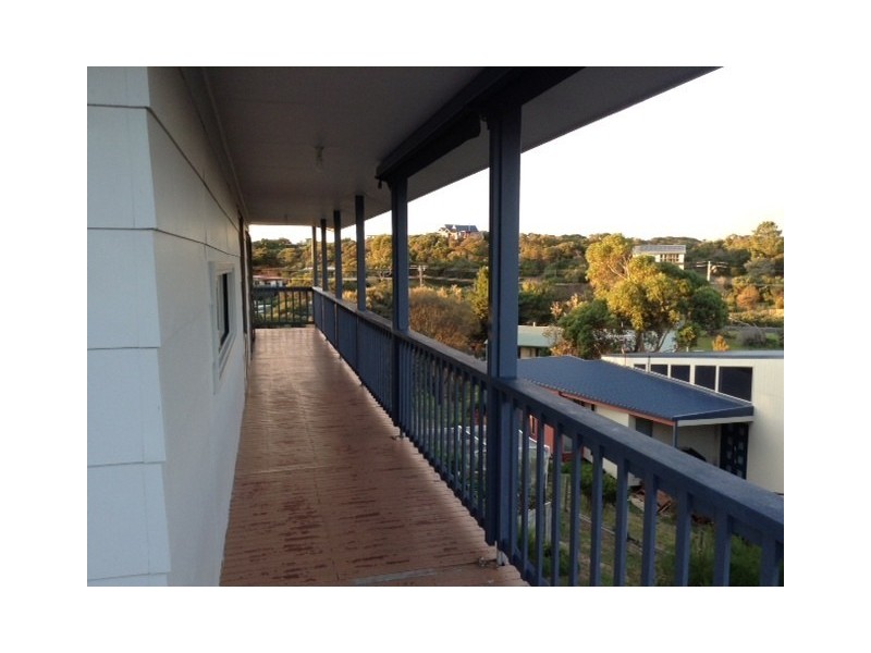 7 CONSTANCE CRESCENT, Venus Bay VIC 3956