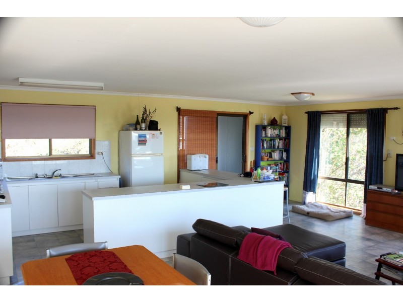 34 GEORGE STREET, Venus Bay VIC 3956