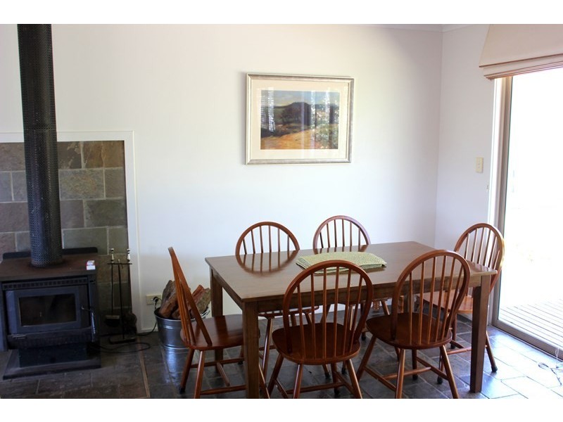 8 WOORAK AVE, Venus Bay VIC 3956