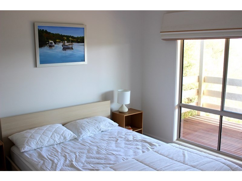 8 WOORAK AVE, Venus Bay VIC 3956