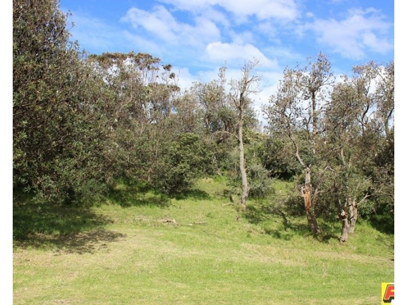 4 FISHERMANS ROAD, Venus Bay VIC 3956