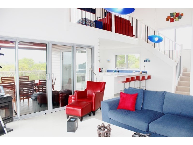 800 LEES ROAD, Venus Bay VIC 3956