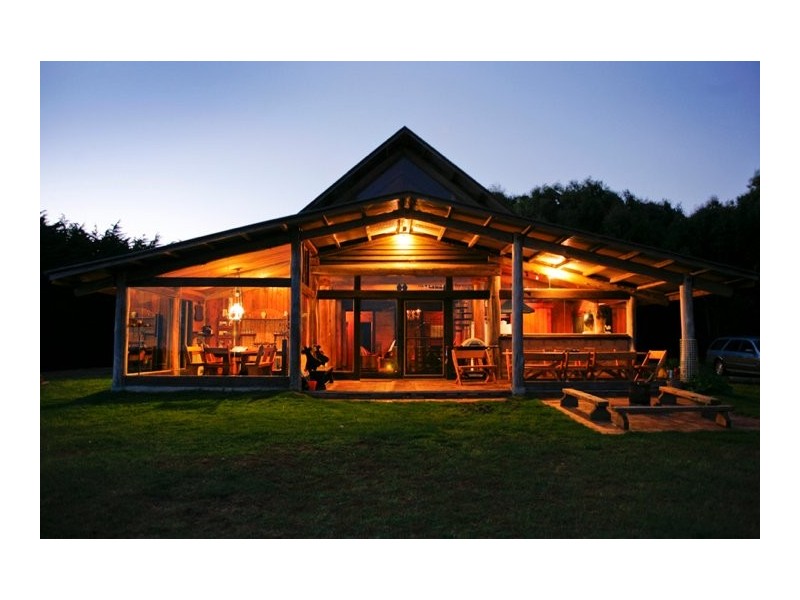 460 BEAR GULLY ROAD, Walkerville VIC 3956