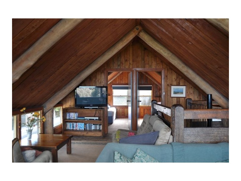 460 BEAR GULLY ROAD, Walkerville VIC 3956