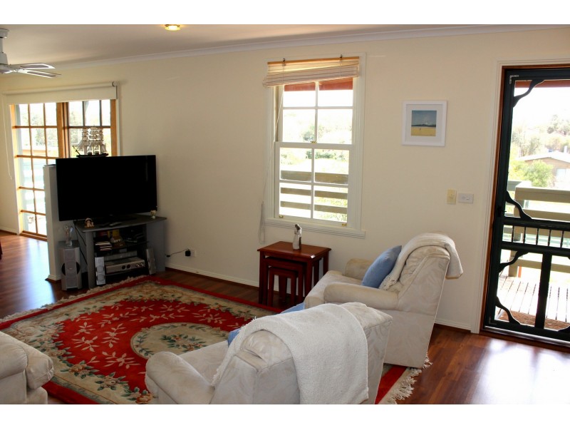 107A CANTERBURY ROAD, Venus Bay VIC 3956