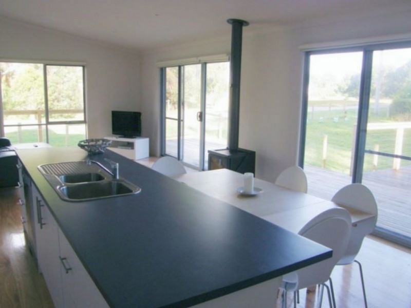 95 PANDORA AVENUE, Venus Bay VIC 3956