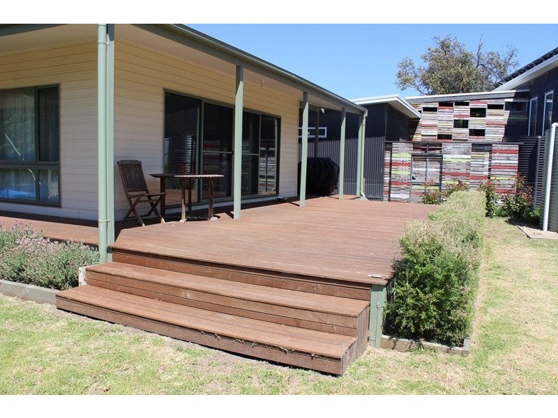 104 CANTERBURY ROAD, Venus Bay VIC 3956