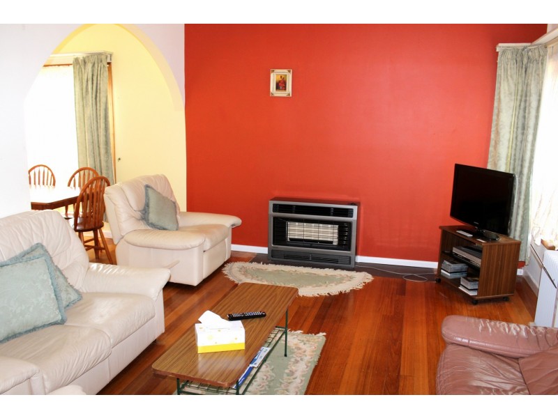 2 LOUIS ROAD, Venus Bay VIC 3956