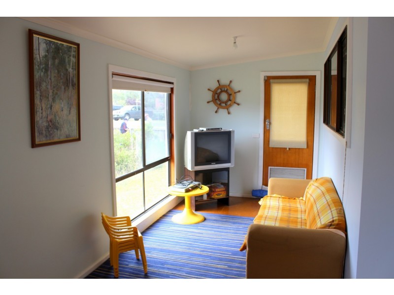 2 LOUIS ROAD, Venus Bay VIC 3956