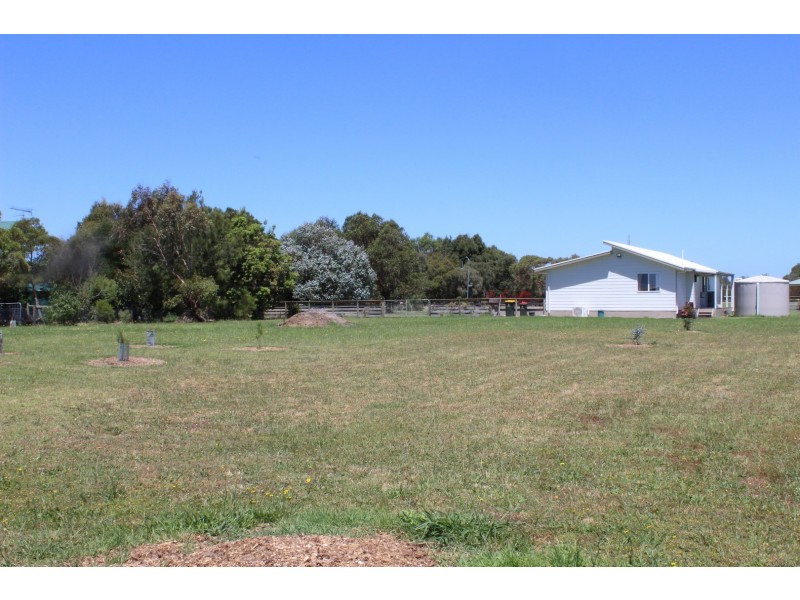 4 CUMBERLAND COURT, Tarwin Lower VIC 3956