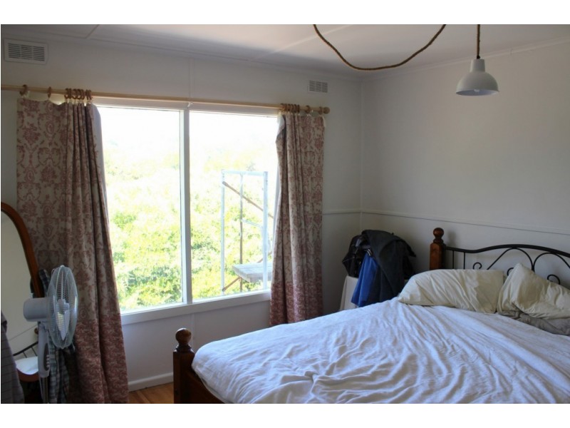 8 ANTHONY AVENUE, Venus Bay VIC 3956