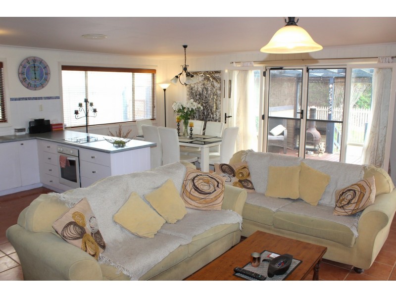 77 CANTERBURY ROAD, Venus Bay VIC 3956