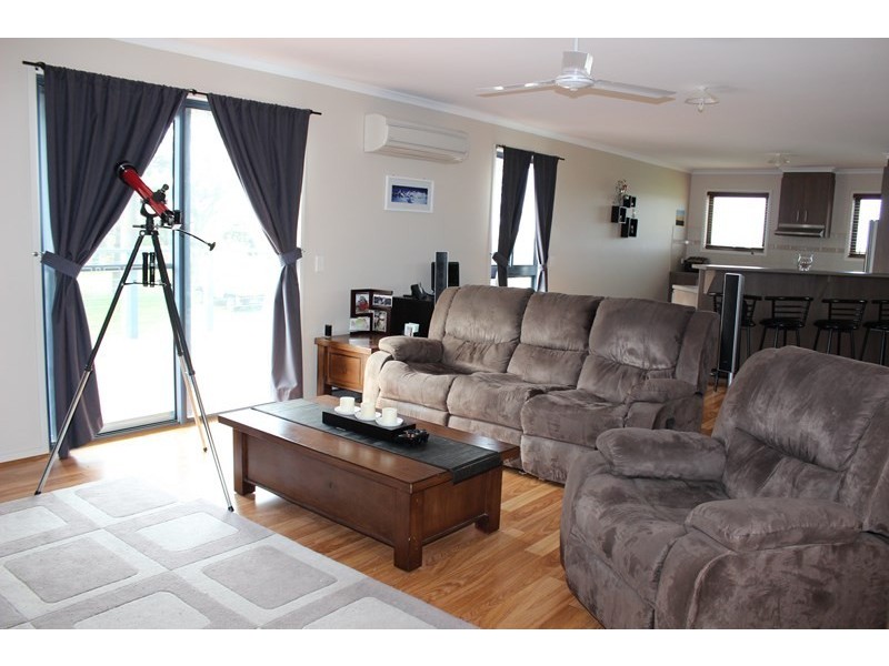 45, CENTRE ROAD, Venus Bay VIC 3956