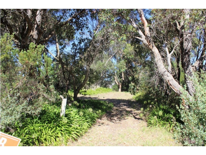 14, FISHERMANS ROAD, Venus Bay VIC 3956