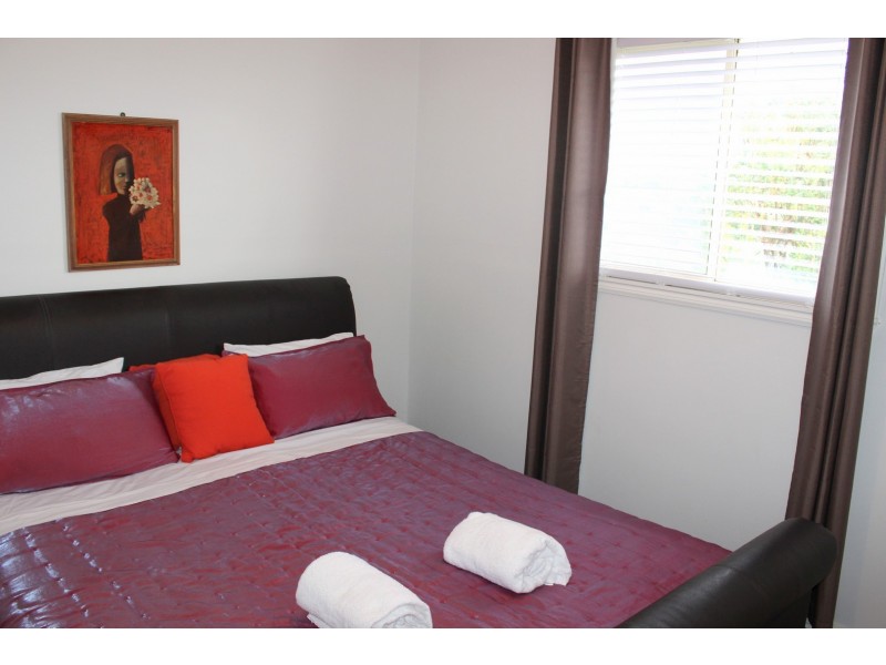 25 PANDORA AVENUE, Venus Bay VIC 3956