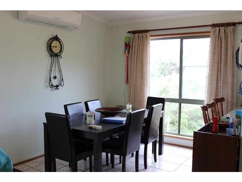 77 ATHERTON DRIVE, Venus Bay VIC 3956