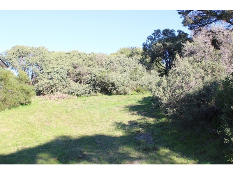 21 MERKANI AVENUE, Venus Bay VIC 3956