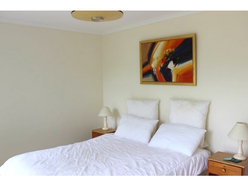 100 CANTERBURY ROAD, Venus Bay VIC 3956