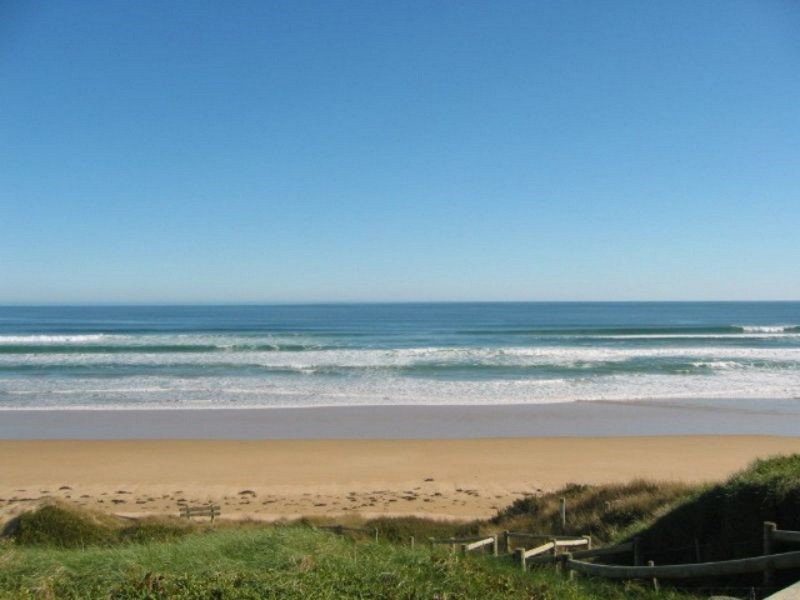 100 CANTERBURY ROAD, Venus Bay VIC 3956