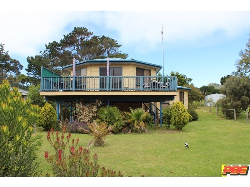30 PANDORA AVE, Venus Bay VIC 3956