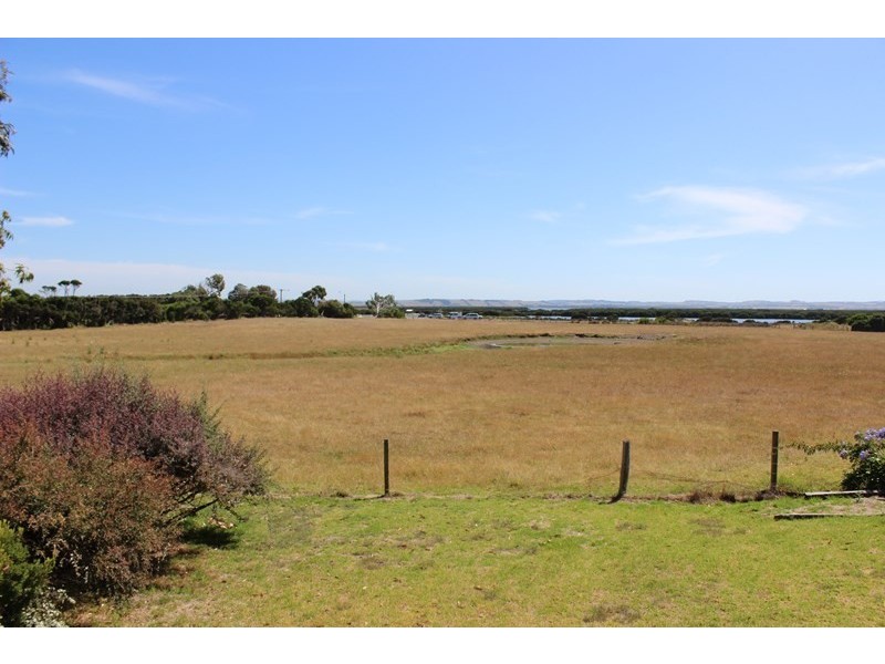 84 OUTLOOK DRIVE, Venus Bay VIC 3956