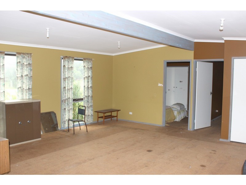 16 CONDON CRESCENT, Venus Bay VIC 3956