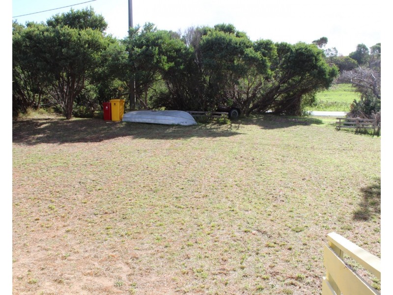 175 LEES ROAD, Venus Bay VIC 3956