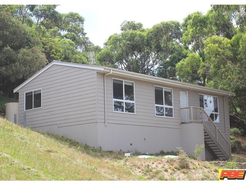 15 CRICHTON CRESCENT, Venus Bay VIC 3956