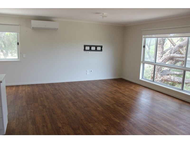 15 CRICHTON CRESCENT, Venus Bay VIC 3956