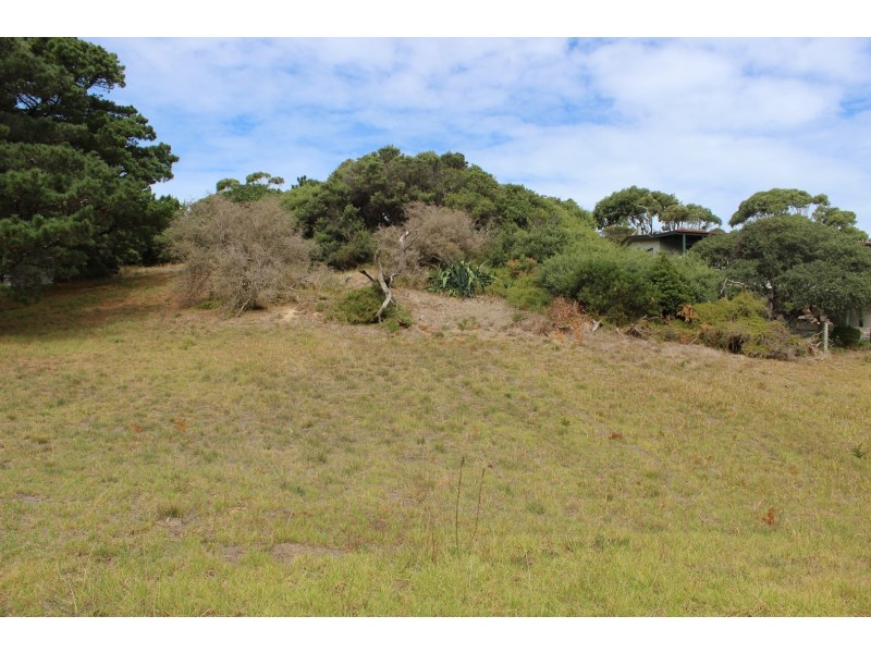 12 LANDSCAPE DRIVE, Venus Bay VIC 3956