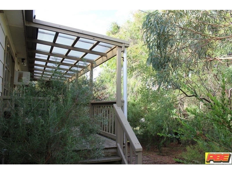 99-101 MCINDOE AVE, Venus Bay VIC 3956