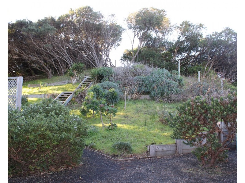 17 LOUIS ROAD, Venus Bay VIC 3956