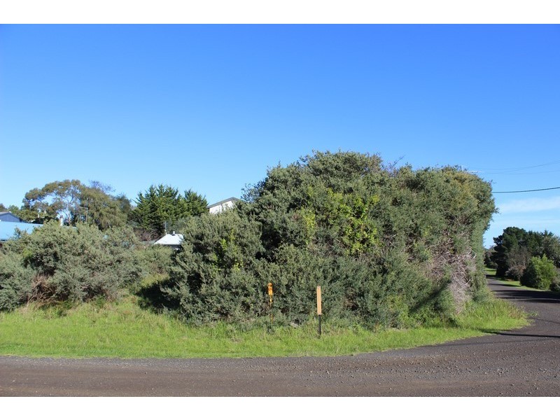 9 ATKINSON AVE, Venus Bay VIC 3956