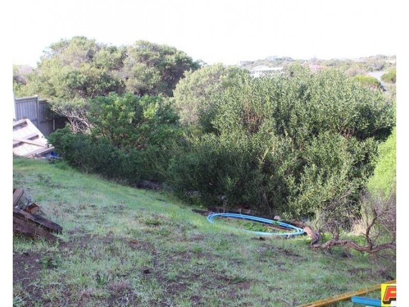 87 BRADLEY AVE, Venus Bay VIC 3956