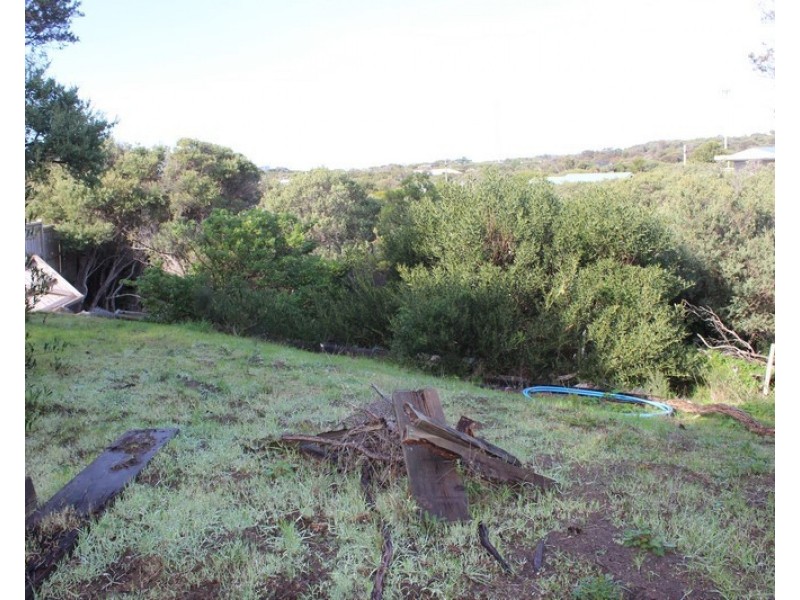 87 BRADLEY AVE, Venus Bay VIC 3956