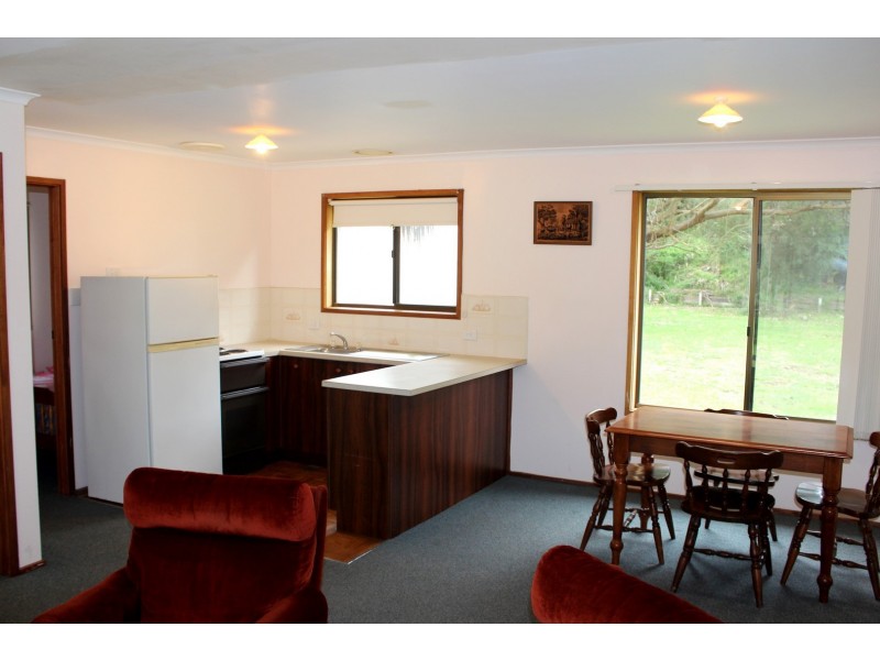 81 PANDORA AVENUE, Venus Bay VIC 3956