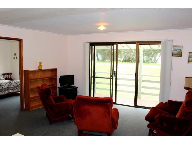 81 PANDORA AVENUE, Venus Bay VIC 3956