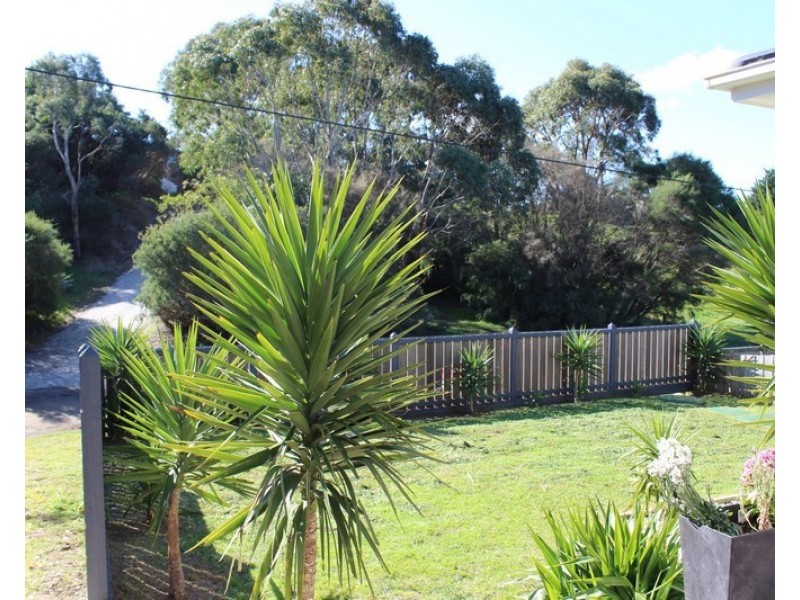 22 CRICHTON CRESCENT, Venus Bay VIC 3956