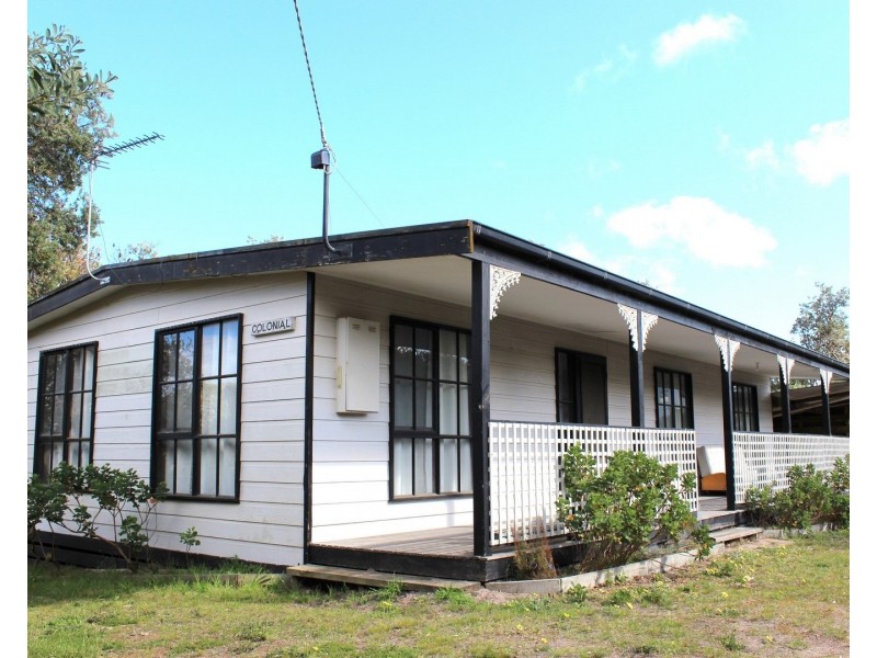 12 ATHERTON DRIVE, Venus Bay VIC 3956
